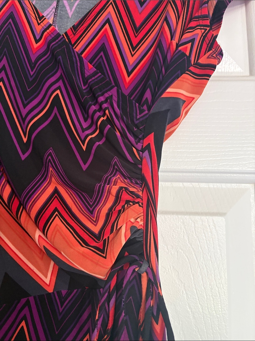 Evan Picone Chevron Wrap Midi Dress in Orange, Purple & Black Sz 6 - Picture 3 of 6